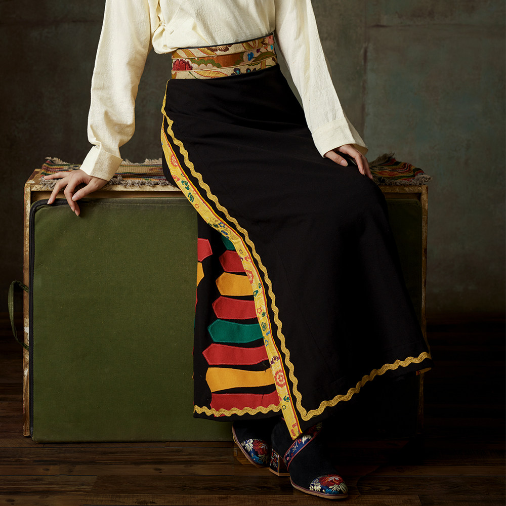 鹿梦黑色半身裙裹藏族复古女装高端经典垂坠半身裙