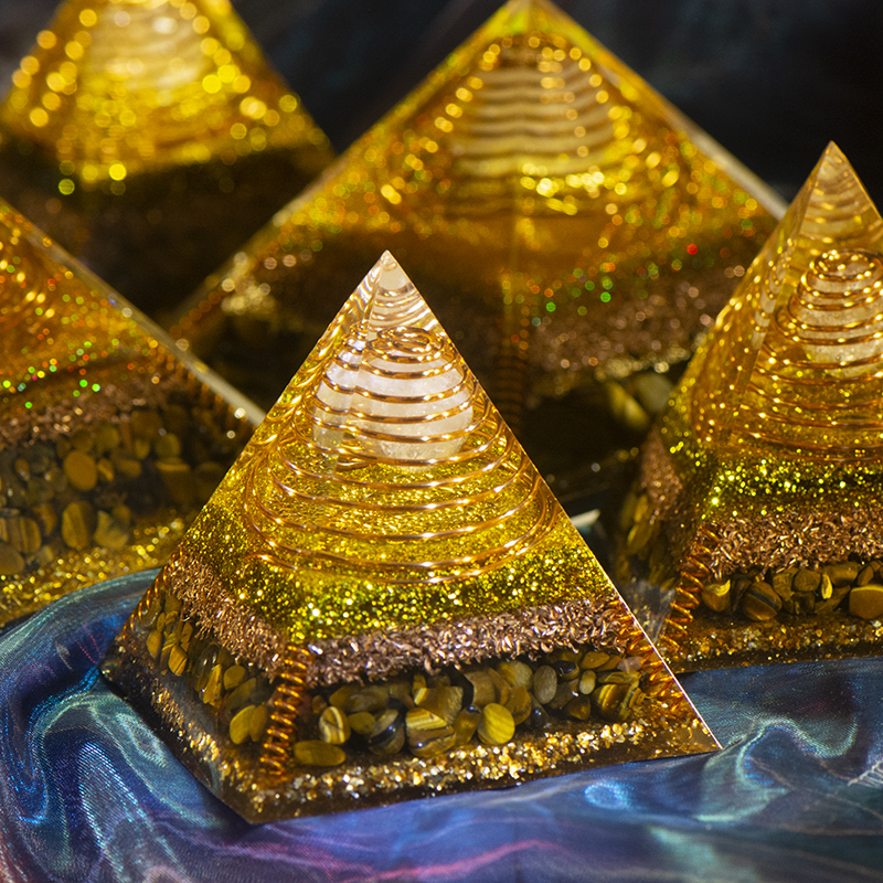 财富之光奥罡能量金字塔奥根塔车载摆件许愿招财摆件