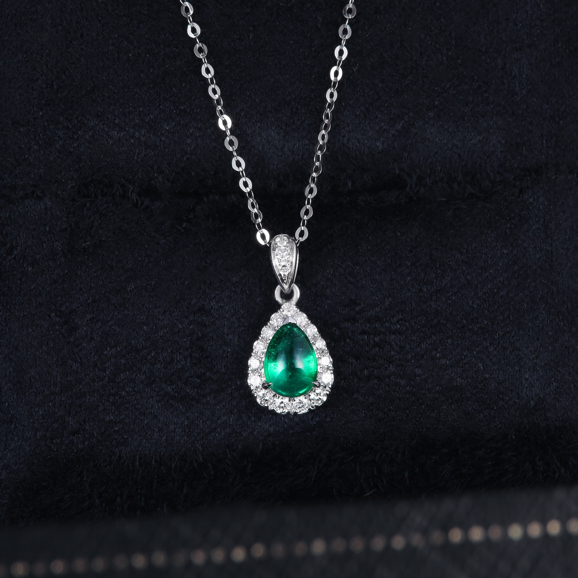 dechuang18k祖母绿项链素面水滴修饰脖颈清新新时尚日常颈饰