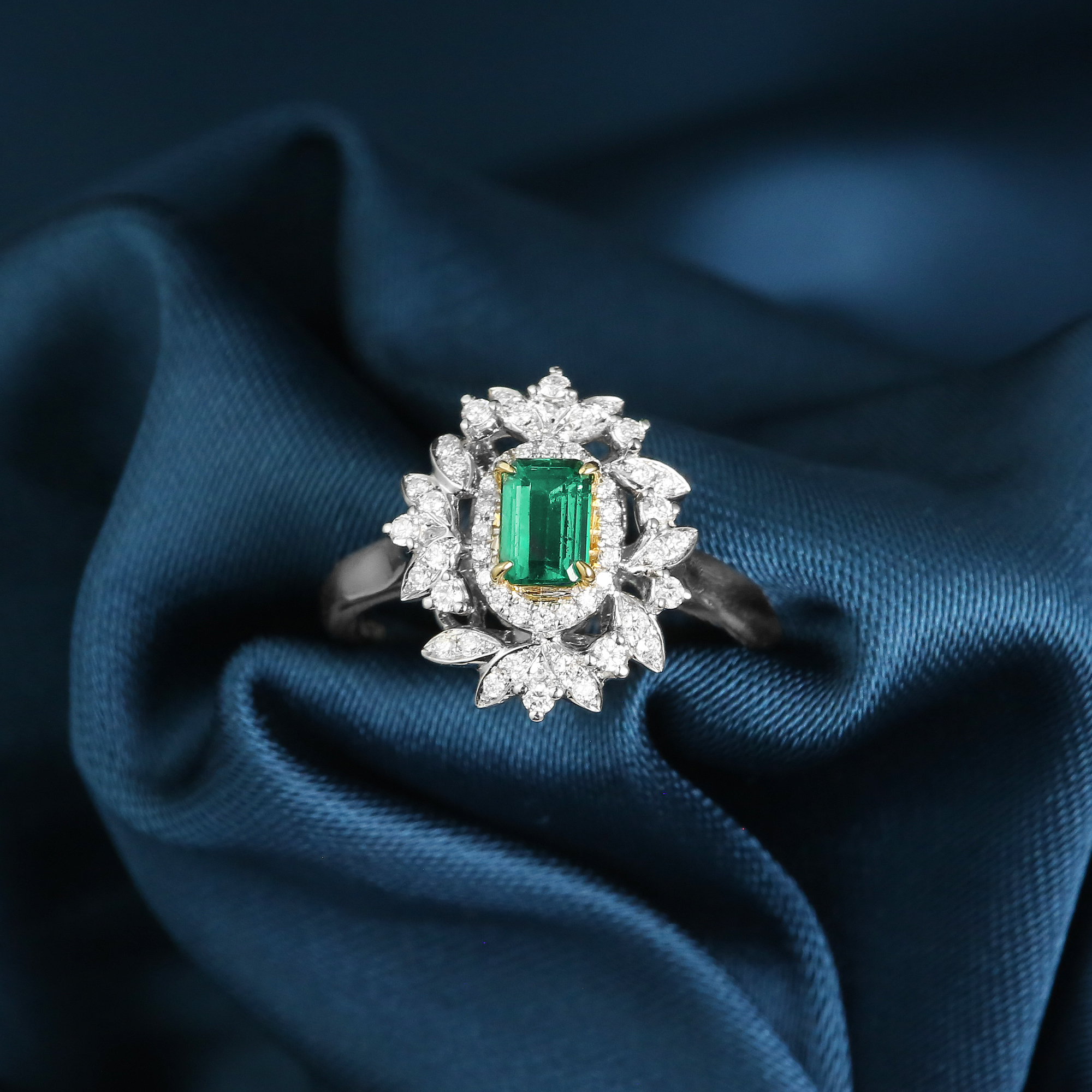 dechuang18k祖母绿戒指精致优雅欧美复古风大气时尚彩手饰