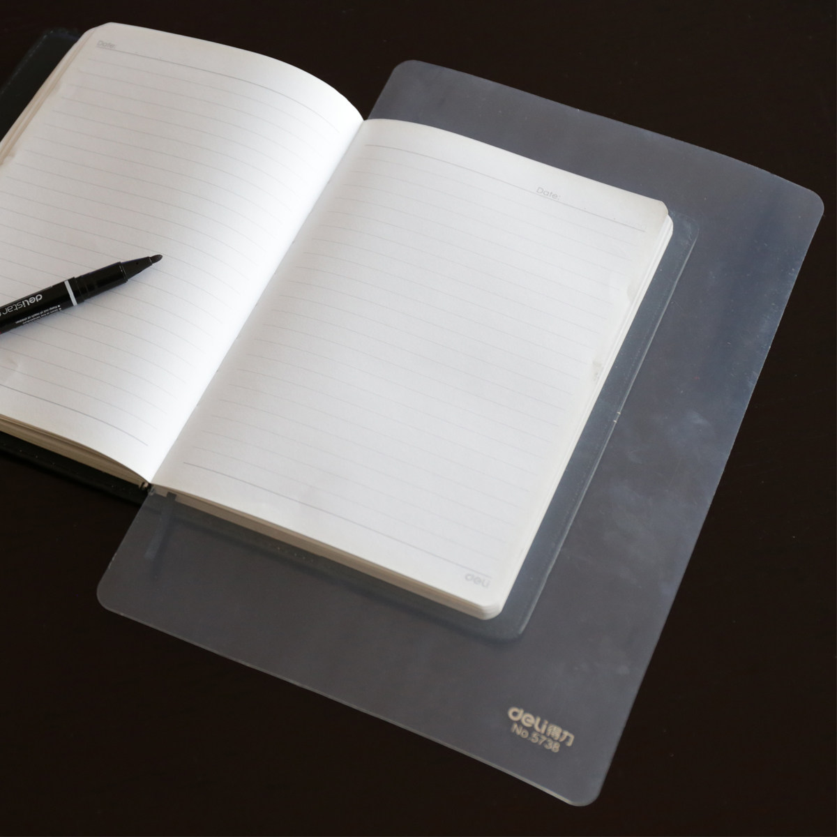 得力5738 a4复写板 考试专用 多用途学生写字垫板 塑料垫板