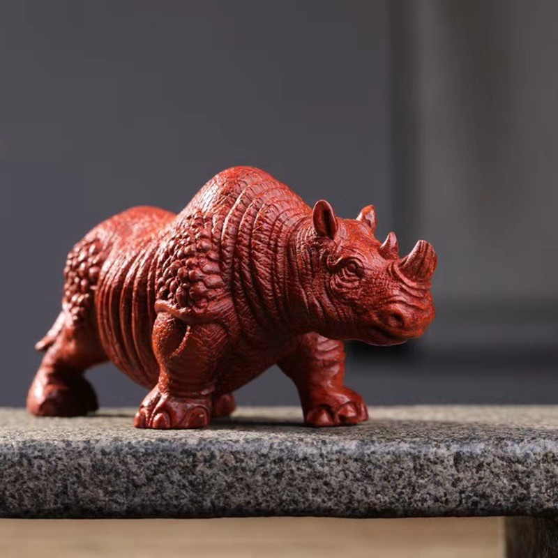 犀牛摆件木雕木雕工工艺品牛气冲天实木雕刻动物木雕