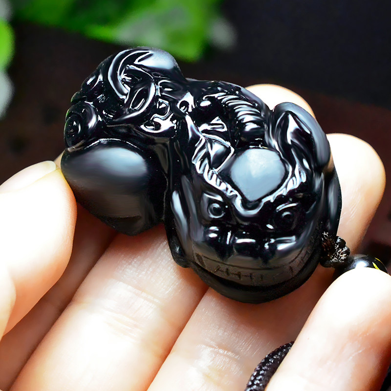 纯黑天然乌金曜石貔貅吊坠男貔恘皮丘长款项链项坠