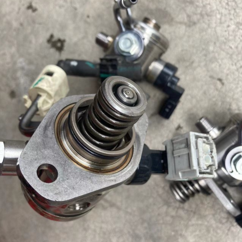 适用于本田飞度gk5锋范缤智xr-v1.5哥瑞高压油泵油泵