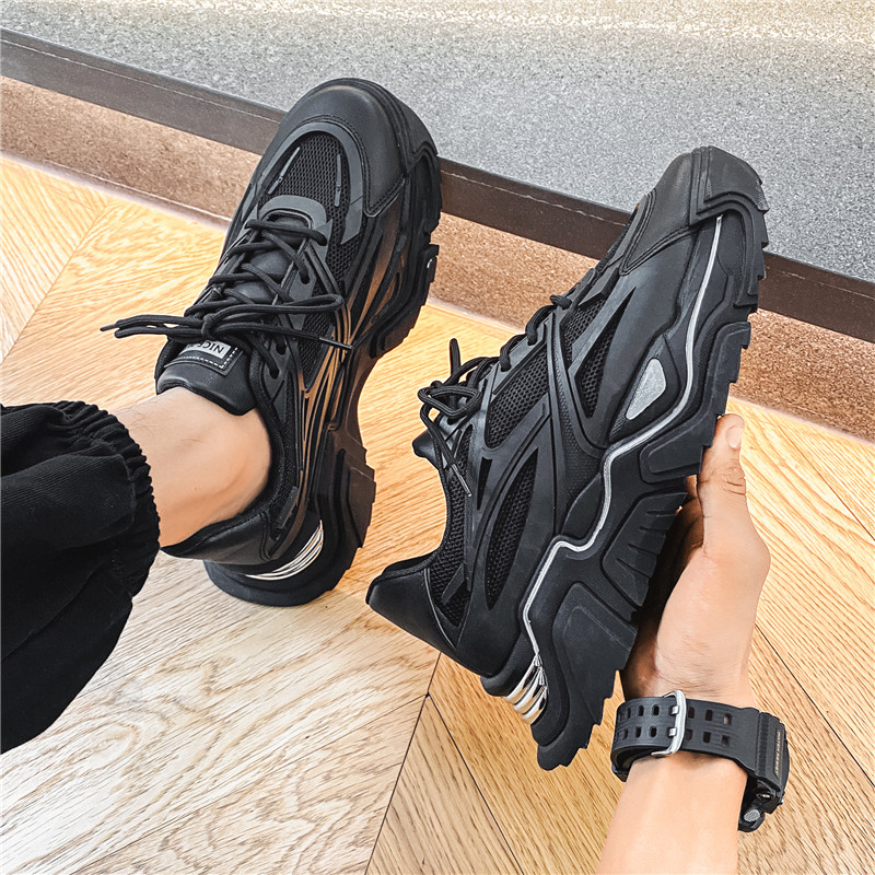 夏季透气男鞋2022新款网面薄款运动休闲百搭纯黑增高老爹ins潮鞋