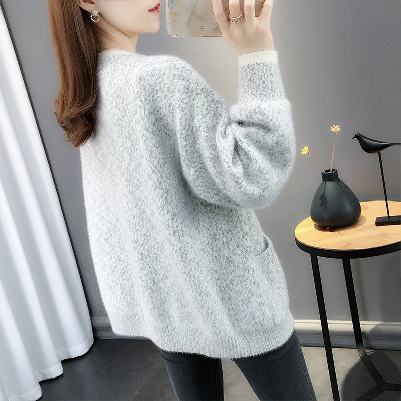 69 女装/女士精品  69 毛衣 69 网红仿水貂绒毛衣女开衫2020
