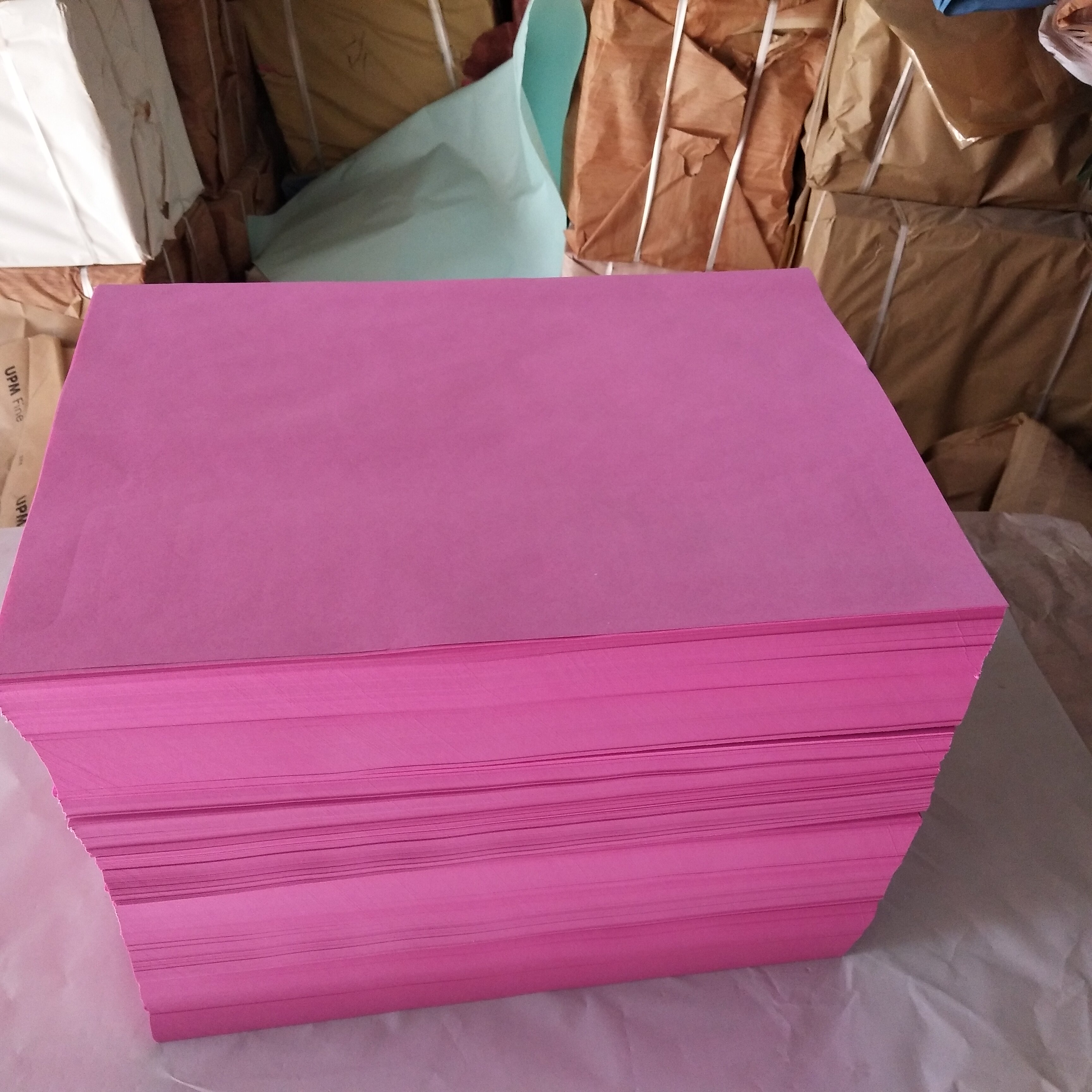 5670克大张招贴纸粉红黄色标语宣传单广告纸海报纸包装纸