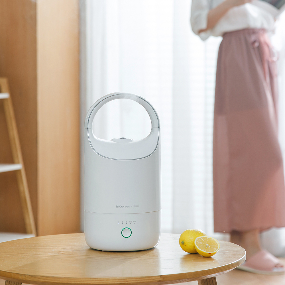 小熊加湿器家用静音卧室小型空调孕妇婴儿喷雾加湿器
