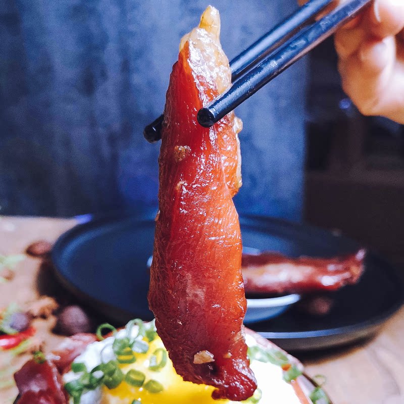 猪肉干巴腌制风味云南特产风干纯瘦山猪香辣腌肉