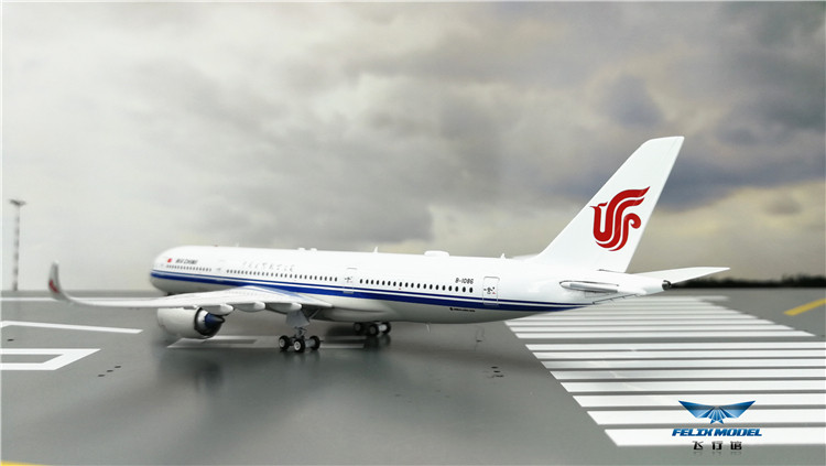 特aviation 1:400 中国国际航空a350-900 b-1086 b-1085送抱轮车