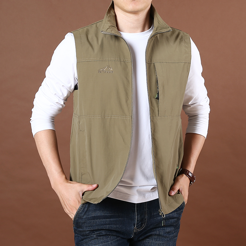 吉普盾秋季男士时尚大码宽松立领马甲休闲户外背心