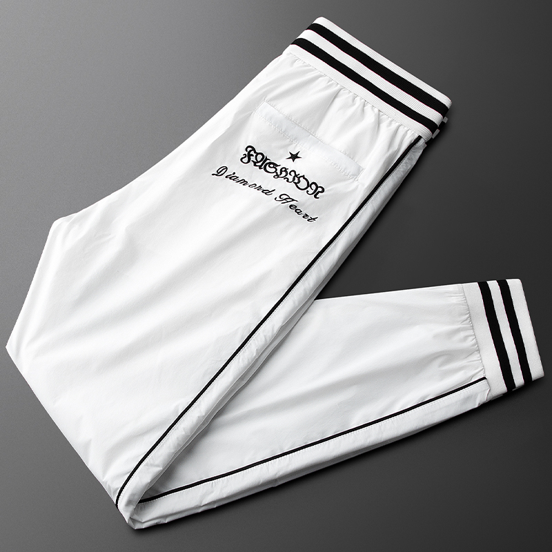 白色简约休闲裤男夏季薄款束脚卫裤后口袋印花修身运动男士裤子帅