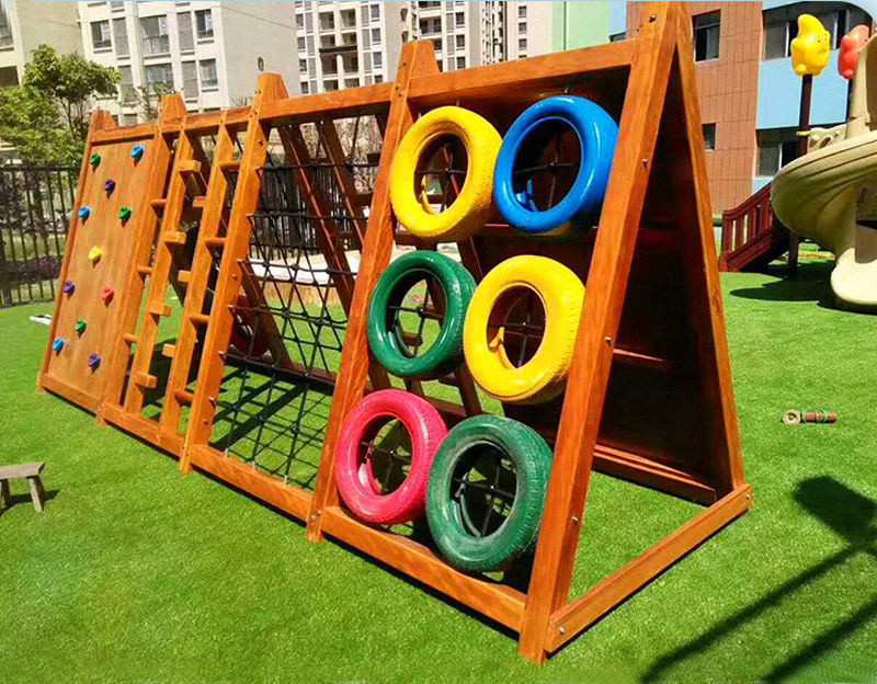 幼儿园户外攀爬墙 儿童木质攀岩墙轮胎爬网组合 木制室外体能训练