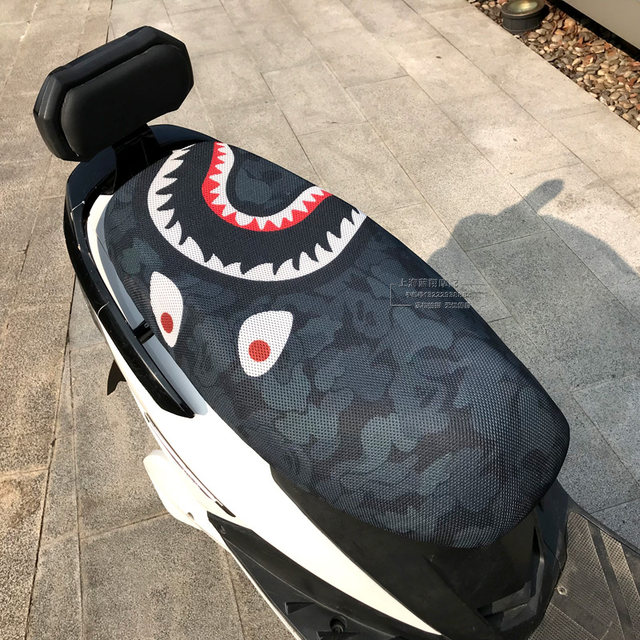 Motorcycle seat cushion sets of electric scooters, breathable insulation sleeve thick waterproof sunscreen nets all seasons Motorcycle seat cushion sets of electric scooters, breathable insulation sleeve thick waterproof sunscreen nets all seasons
