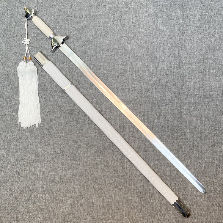 白色未开舞蹈古典拍照剑汉软剑太极训练表演太极剑