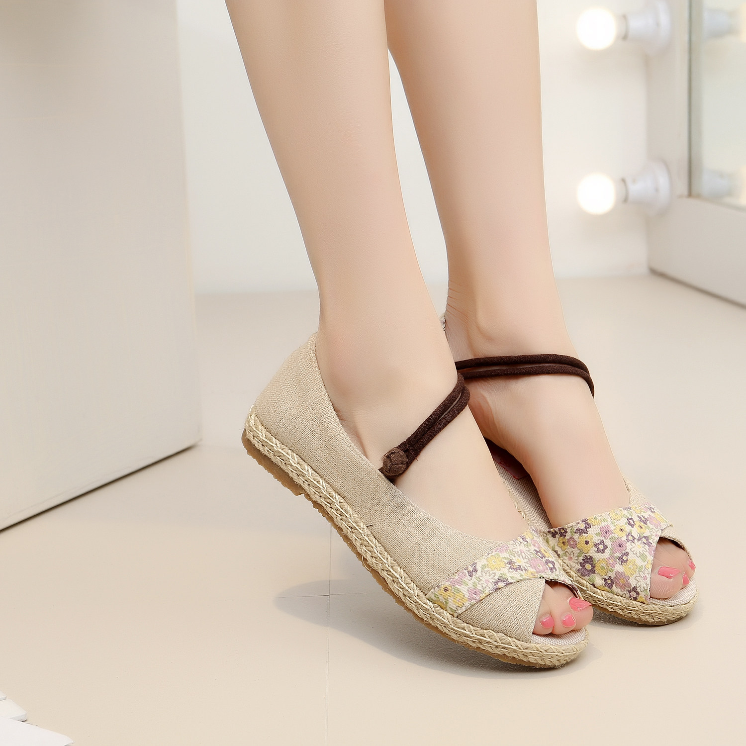 女鞋2018新款女夏亚麻鱼嘴时尚女凉鞋民族风老北京布鞋平跟平底