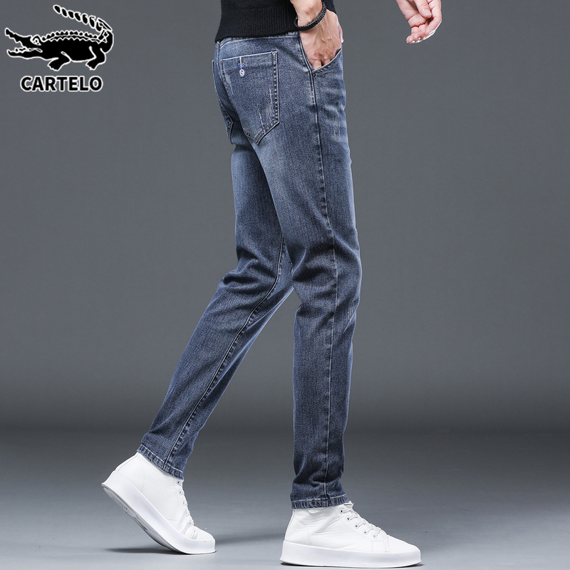 鳄鱼夏季牛仔裤男士潮牌2022新款蓝灰修身小脚薄款休闲长裤子男裤