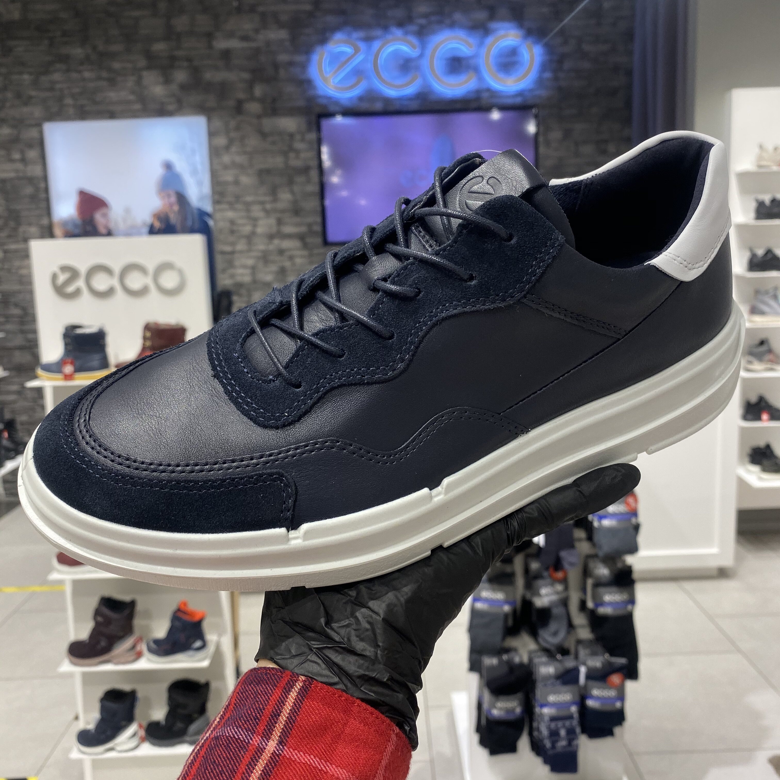 ecco爱步休闲板鞋男士春季新款男鞋拼接运动鞋时尚休闲鞋