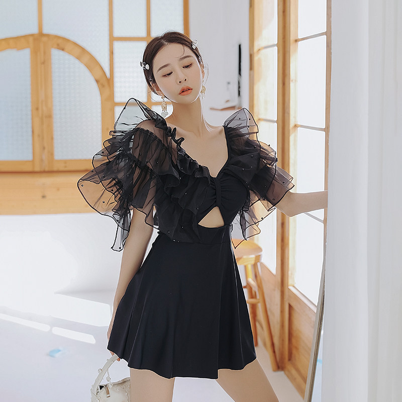 2021新款时尚泳衣女夏保守连体裙式荷叶聚拢连体泳衣