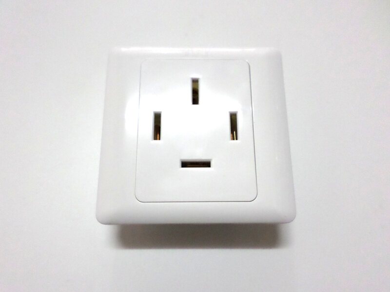 三相康利峰四线插头墙壁四孔插座25a四极转换插头