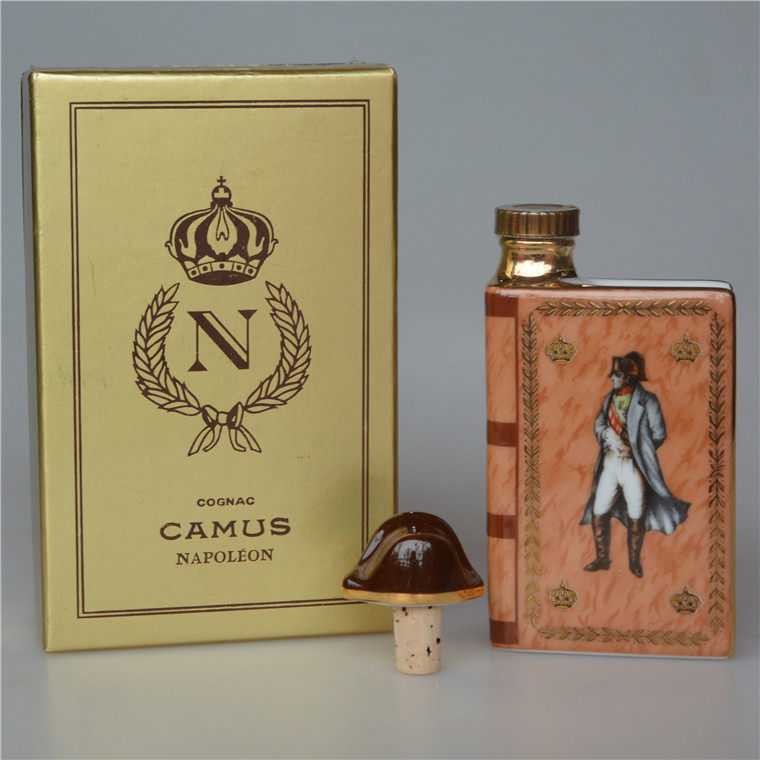 酒版收藏法国camus卡慕金花拿破仑像瓷50ml迷你白兰地