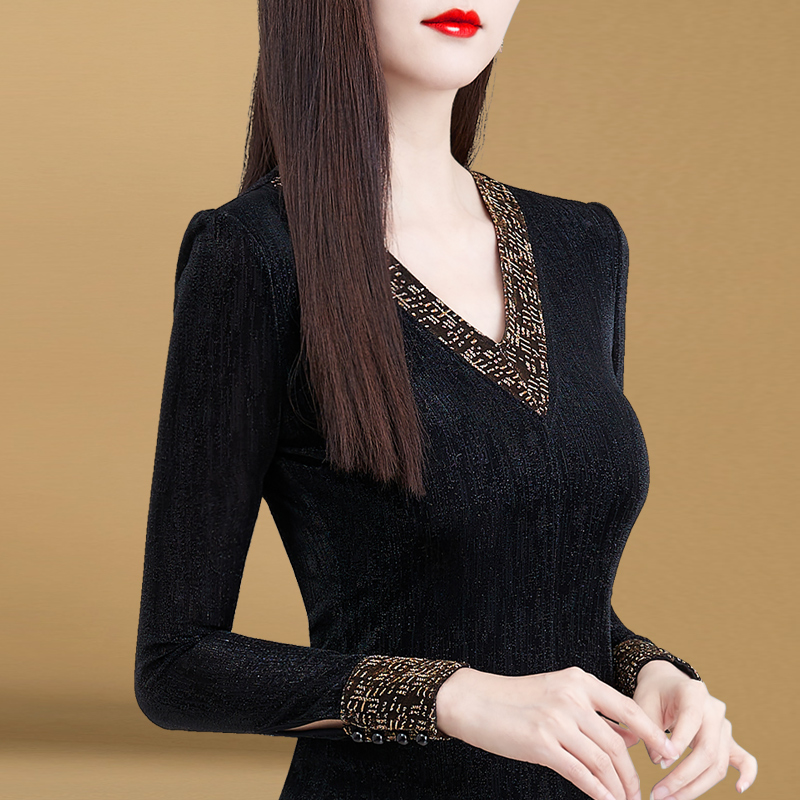 时尚秋季洋气小衫2021新款秋冬加绒打底衫女长袖百搭V领加厚上衣