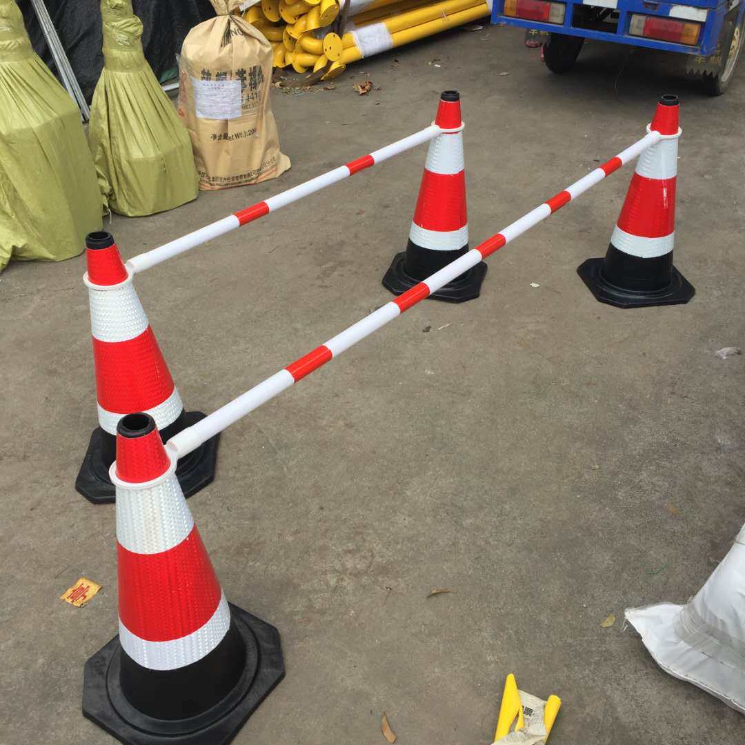 固定伸缩橡胶路连接pvc警示连杆红白反光杆子路锥