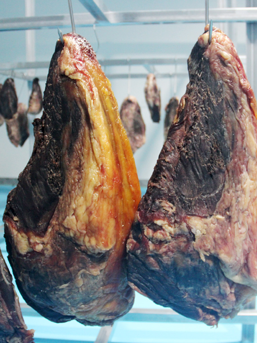 云南特产寻甸回族清真黄牛原味干巴干吧风干牛肉类