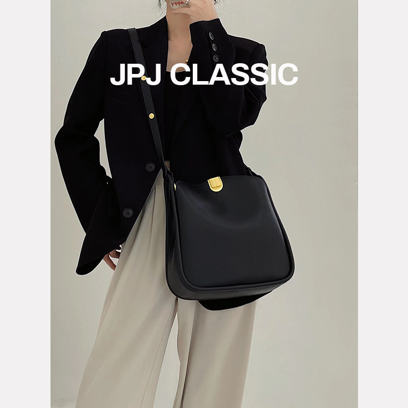 jpjclassic复古风牛皮通勤包女韩版单肩斜挎水桶包休闲腋下包百搭