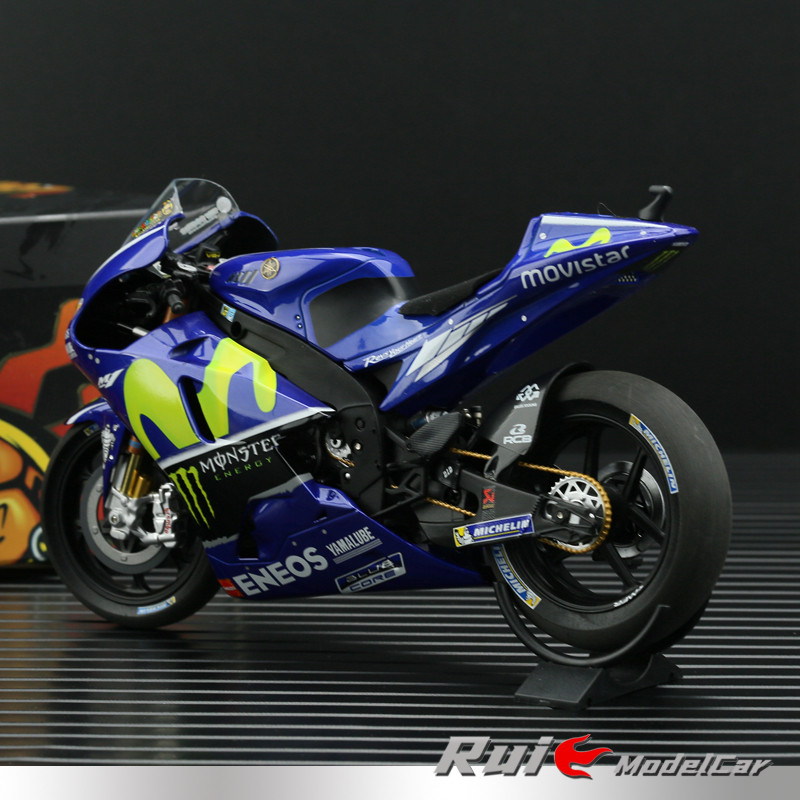 特价迷你切雅马哈yzrm12017摩托车大奖赛罗西仿真车模
