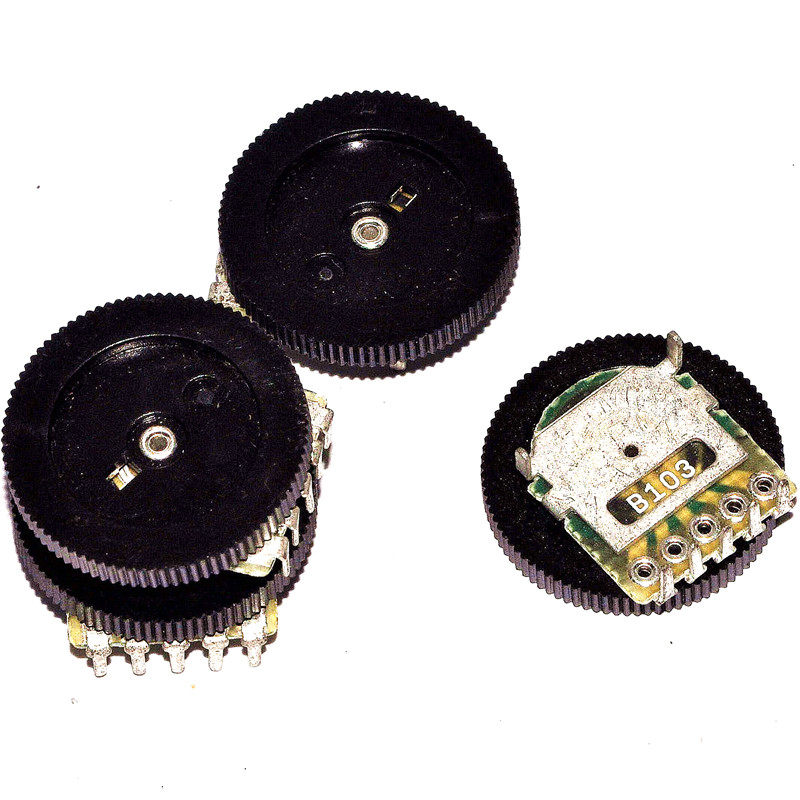 桥田|双联齿轮电位器 10k 16*2mm 5脚 拨盘电位器 (50只)_7折现价12.