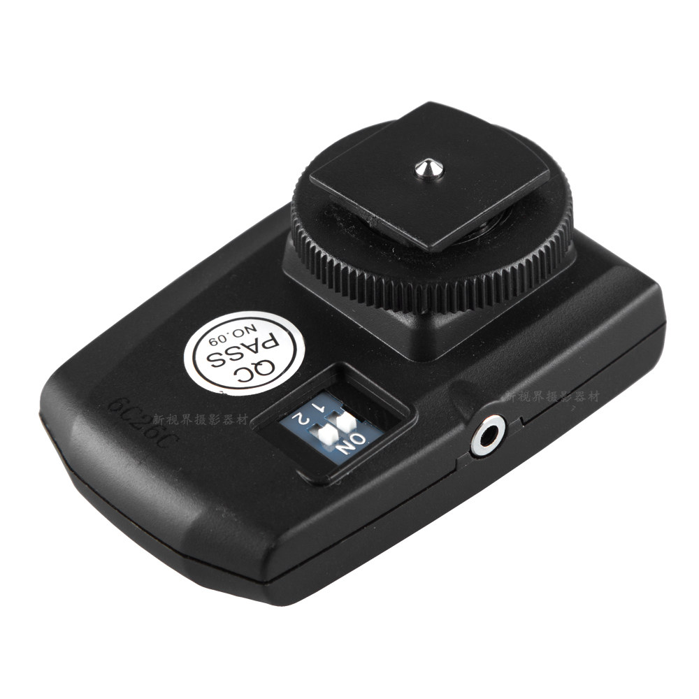 神牛att04单个发射器佳能尼康相机通用闪光灯无线引闪器