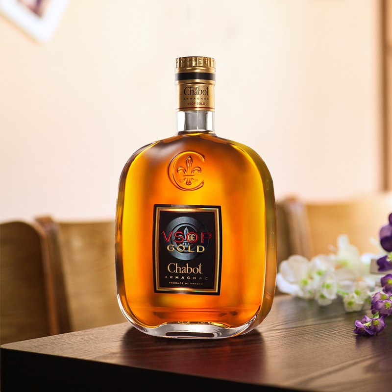 骏德酒业法国进口chabot戛堡雅文白兰地金装vsop白兰地