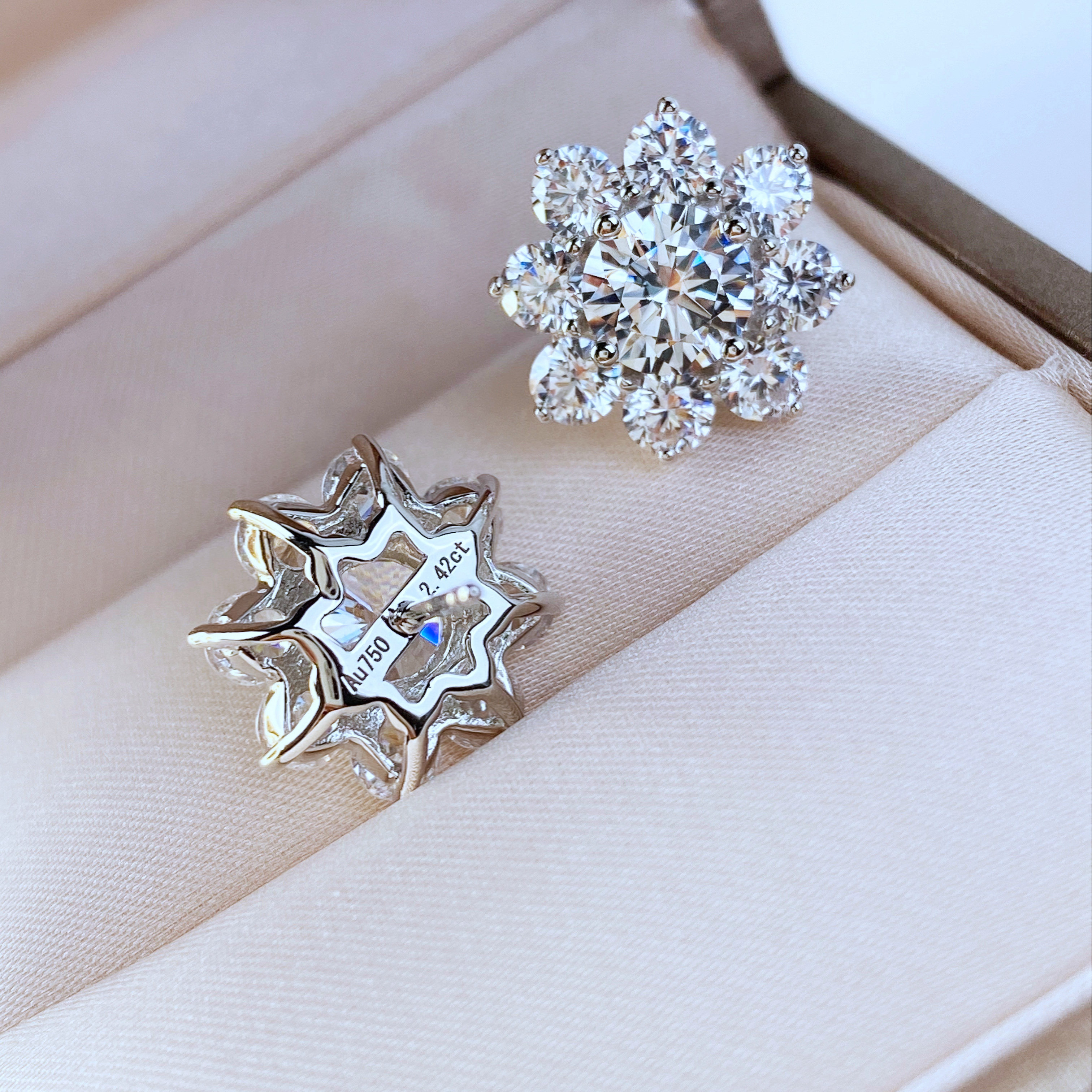 豪华钻石结婚碳钻银高耳钉围镶sunflower太阳花一克拉耳钉