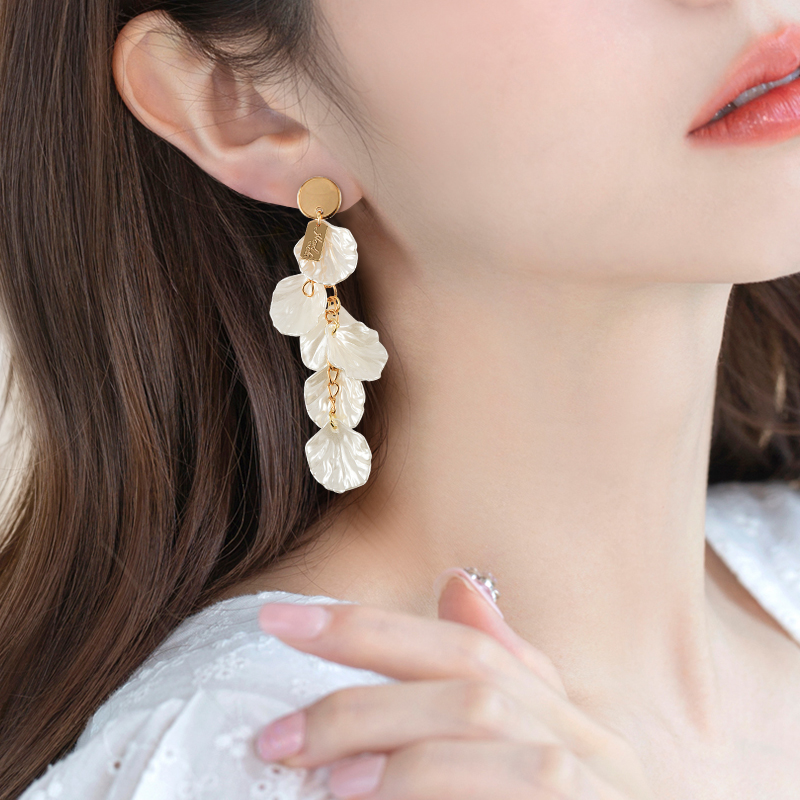 韩国珍珠花瓣流苏耳环女神时尚气质长款显廋耳环