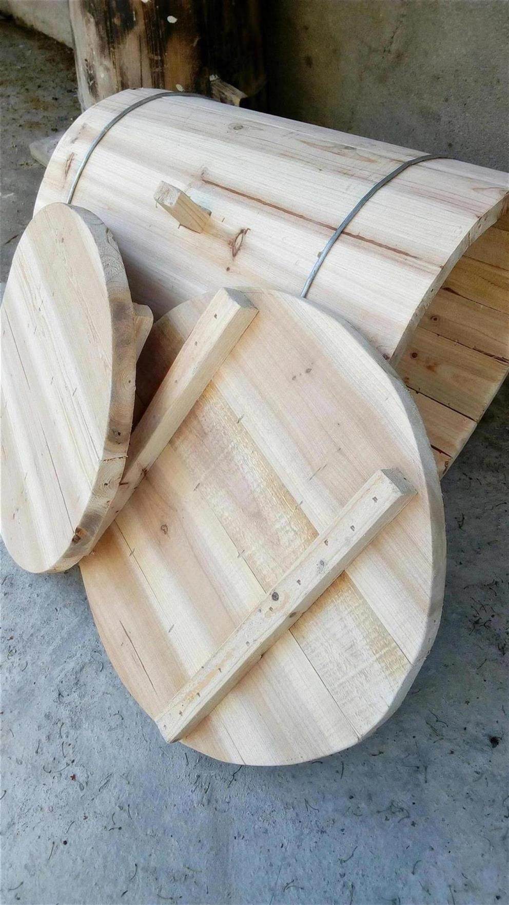 中国大号蜂桶土养蜂桶诱蜂引蜂招蜂三峡桶蜜蜂箱桶圆木蜂桶中蜂桶