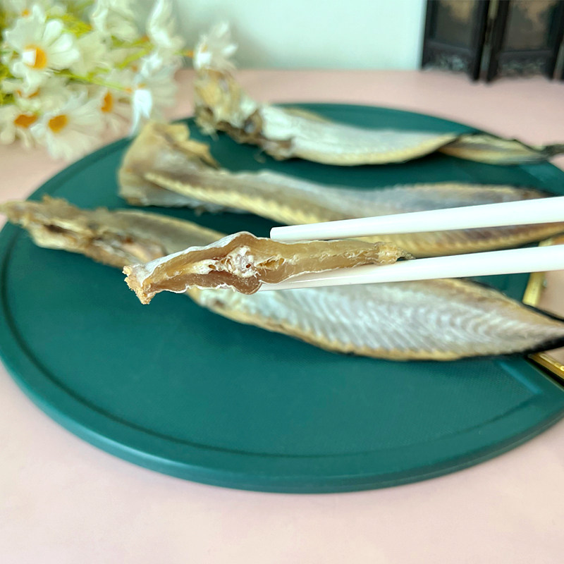 大马哈鱼500克海娃鱼干咸鱼海鲜干货渔民自晒风干鱼干