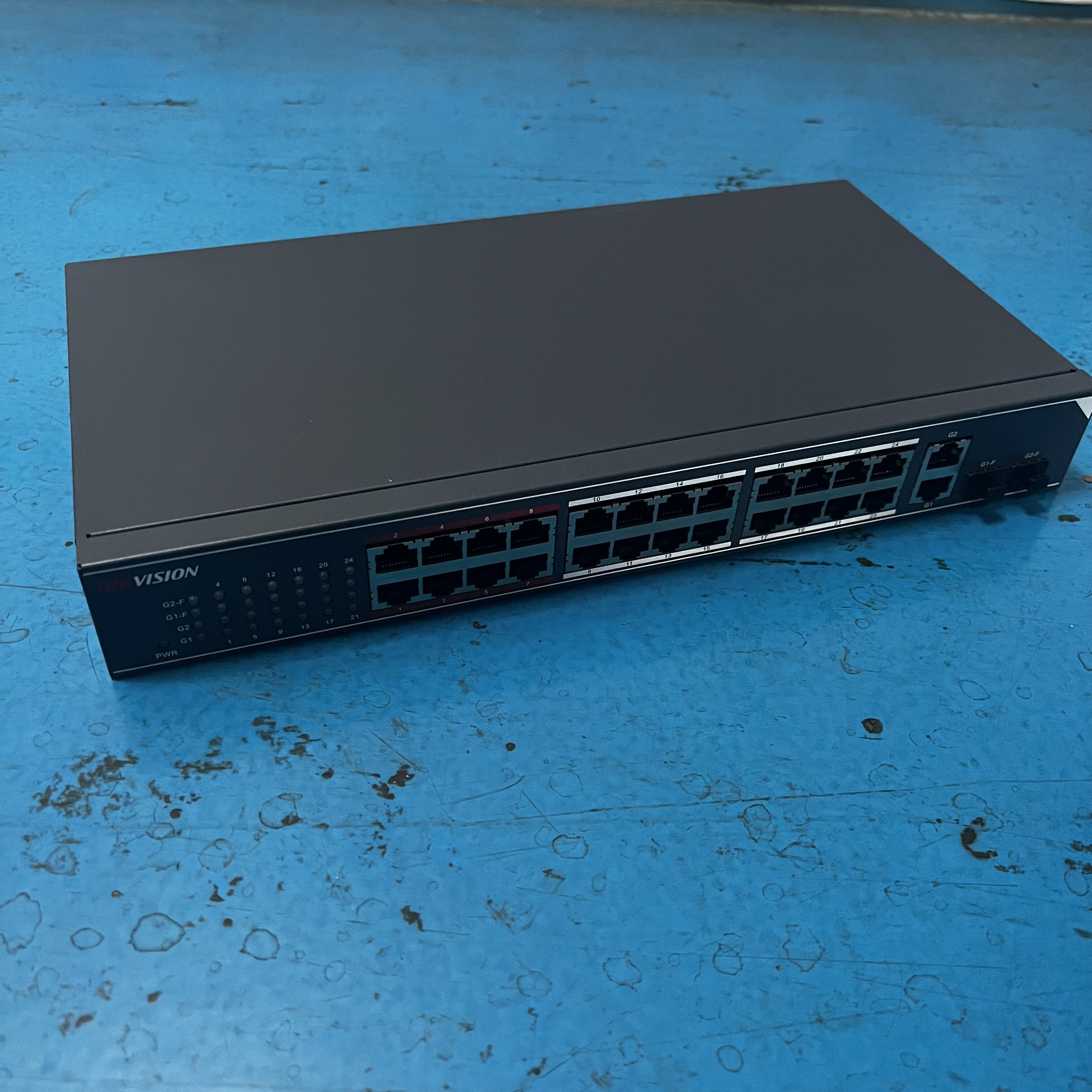 海康威视ds-3e0326-s交换机二层网管百兆24个电口2个千兆监控交换机