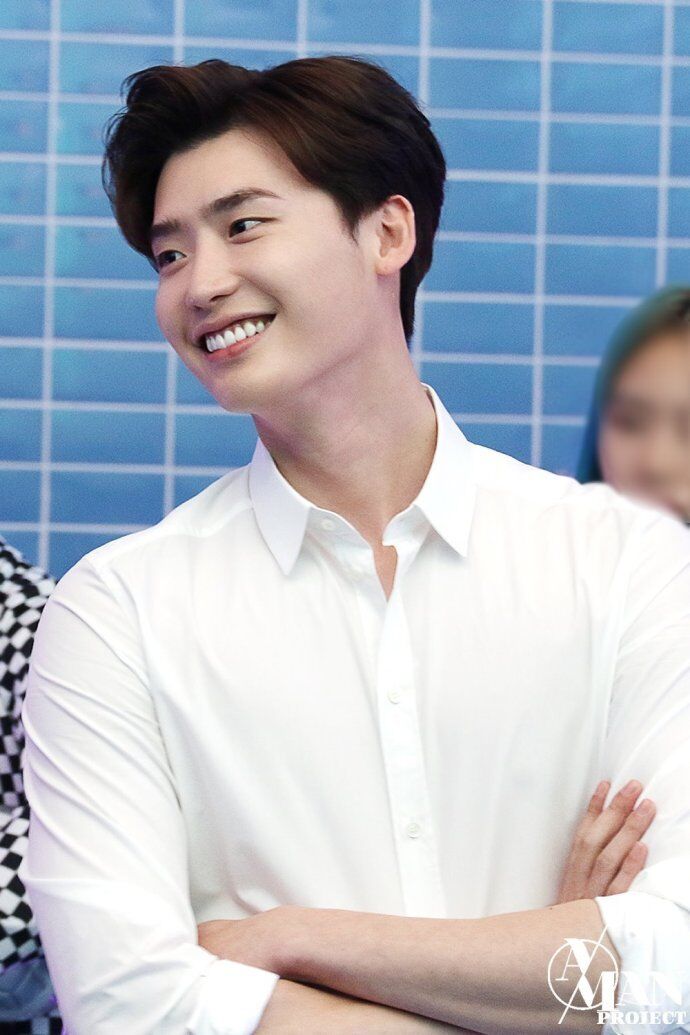 两个世界李钟硕姜哲同免烫休闲衬衫韩版修身百搭衬衫