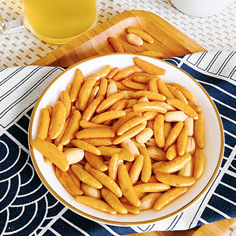 日本龟田制果柿子米果花生小吃零食卡米达休闲食品膨化食品