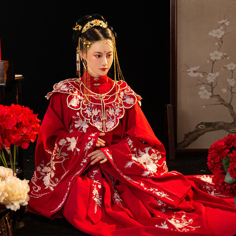 汉服女婚嫁红色明制立领刺绣结婚齐腰长袄秋冬汉服