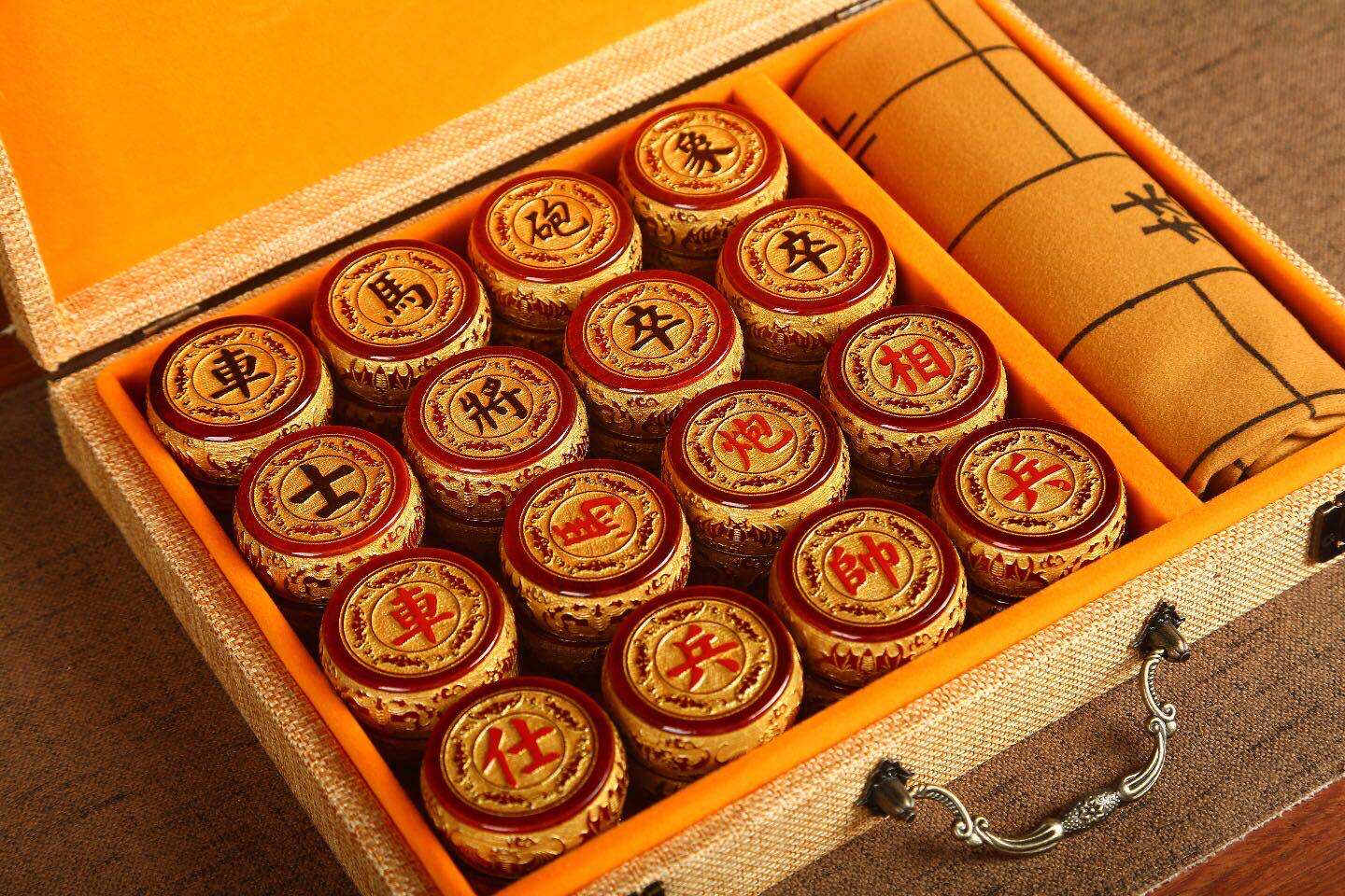 金丝楠木象棋中国实木小叶桢楠镀金高档大号创意礼品