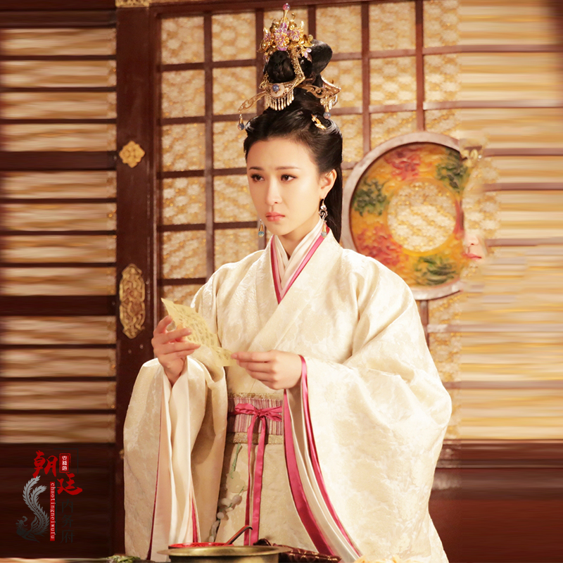 古装影视拖尾贵妃服汉皇后汉朝秦汉朝同款思美人民族服装