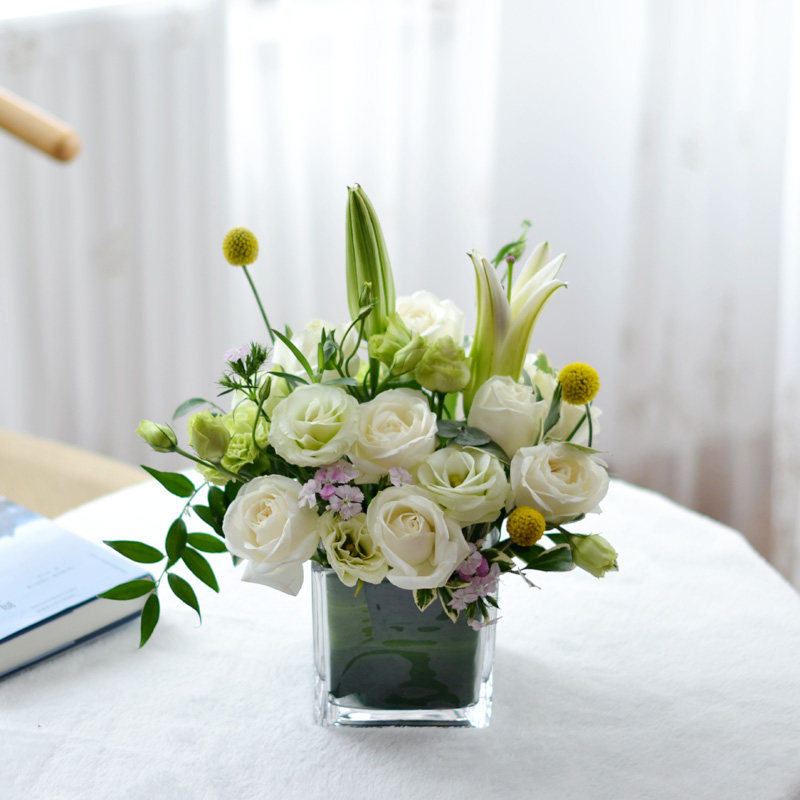七夕情人节鲜花北京上海桌台花瓶插花鲜花速递(同城)