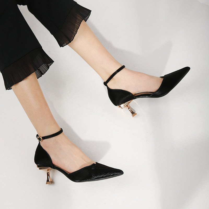 karsa2022新款黑色6cm一字带扣高跟鞋女细尖头单鞋