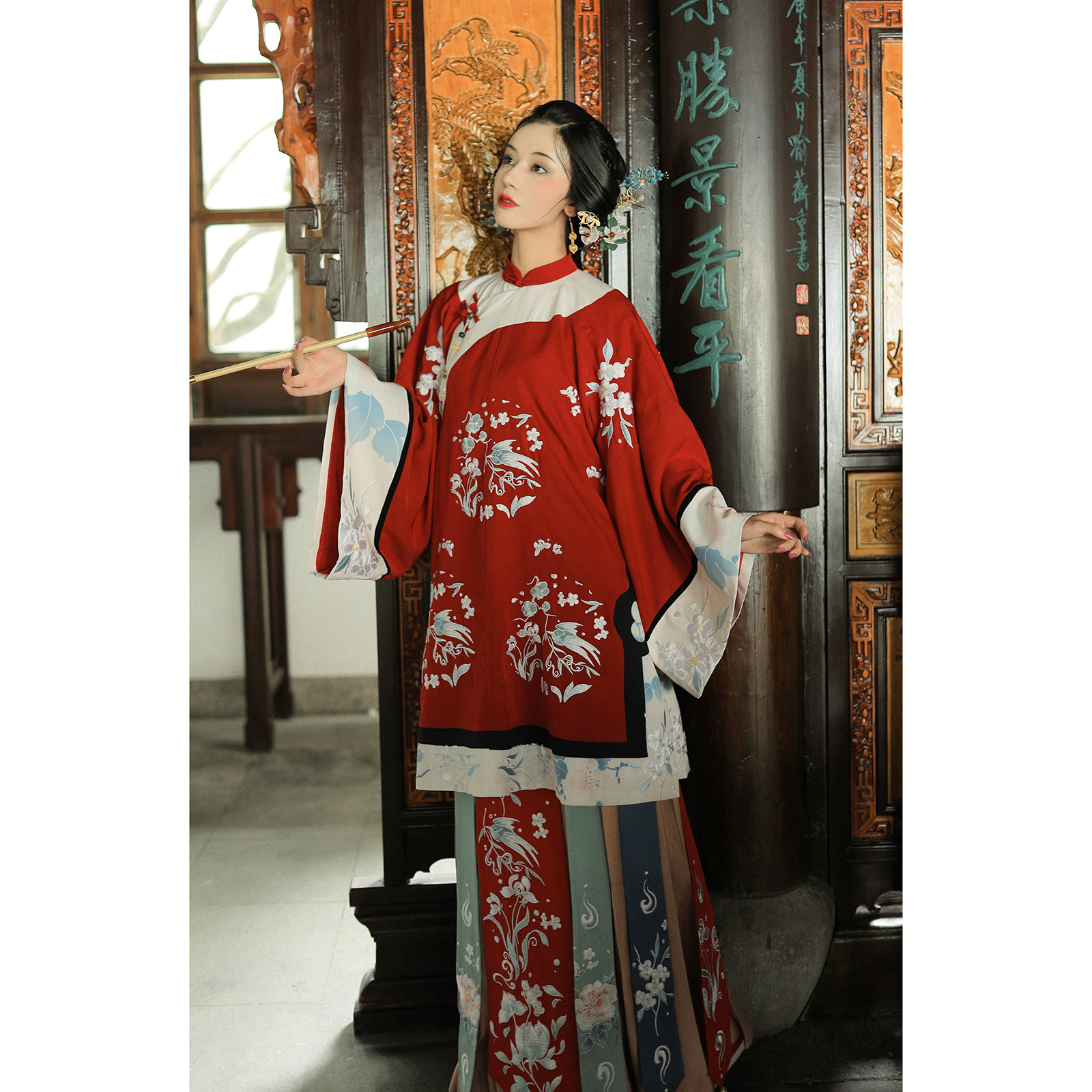 传统非汉刺绣重工女装清汉服饰清代清秋国风汉服