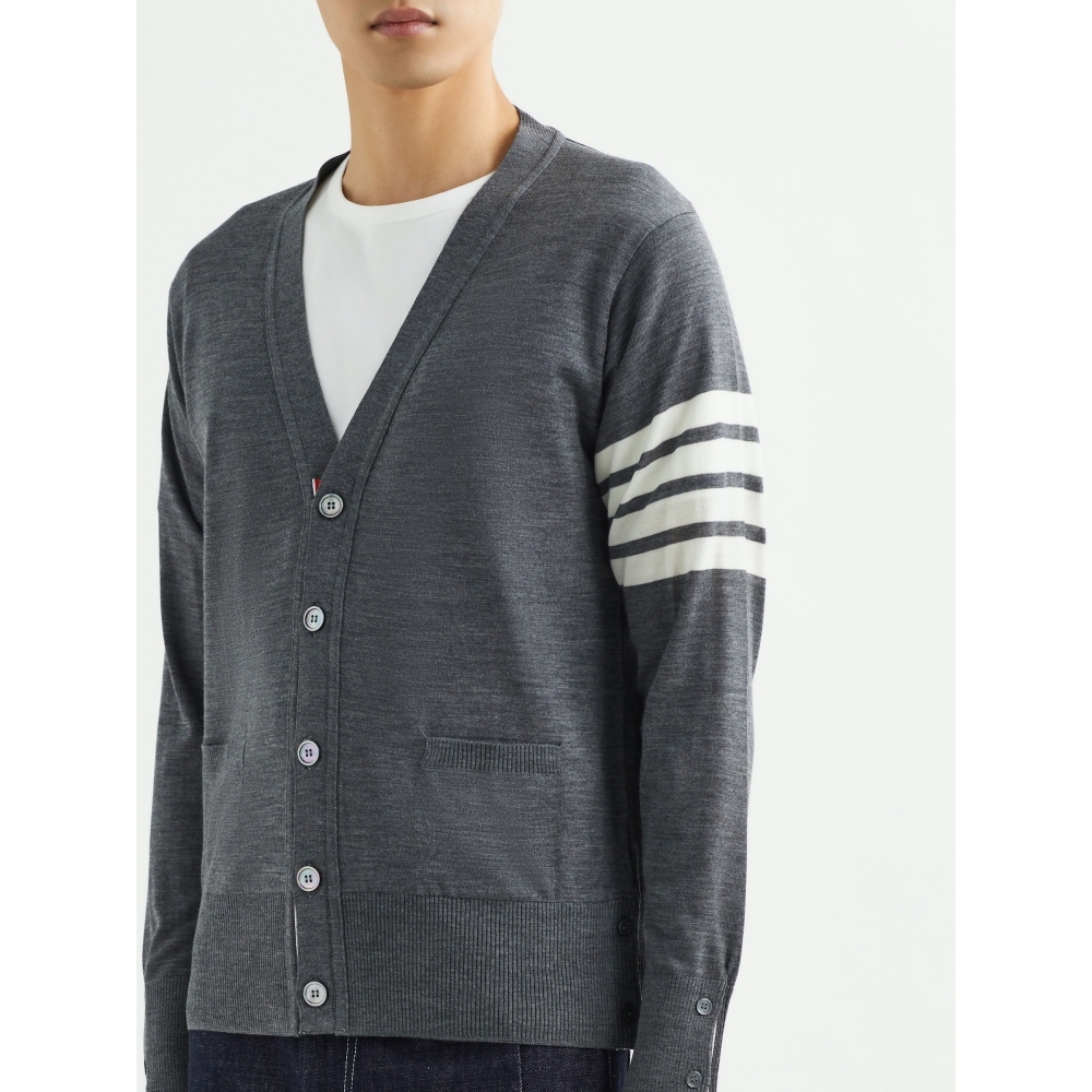 [新季]Thom Browne 2022早春新品男嵌花羊毛开襟衫NAP颇特