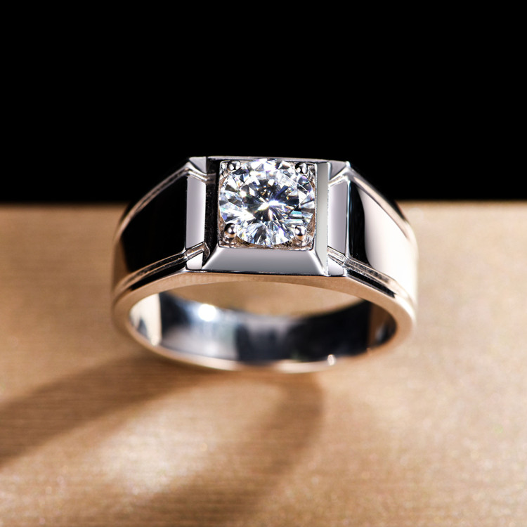 正品莫桑钻石戒指情侣纯银pt950磨砂男戒钻戒手饰