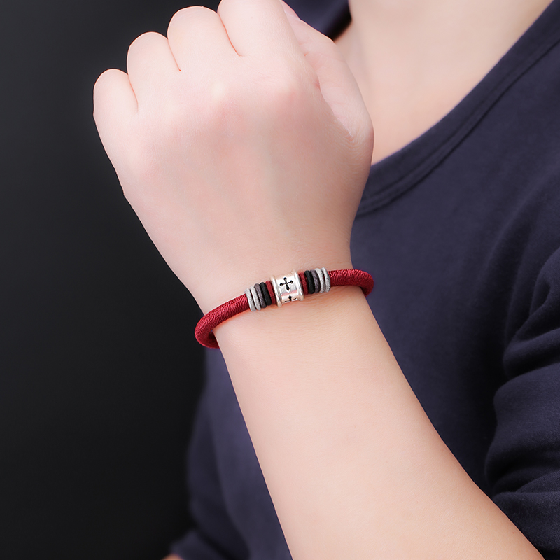 龙结本命年编织新品平安红绳手绳男潮足银十字架手链