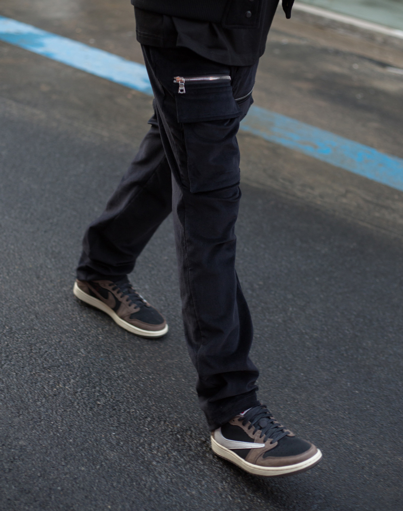 两个月亮黑色灯芯绒高街嘻哈长裤直筒裤脚拉链工装口袋休闲裤男潮